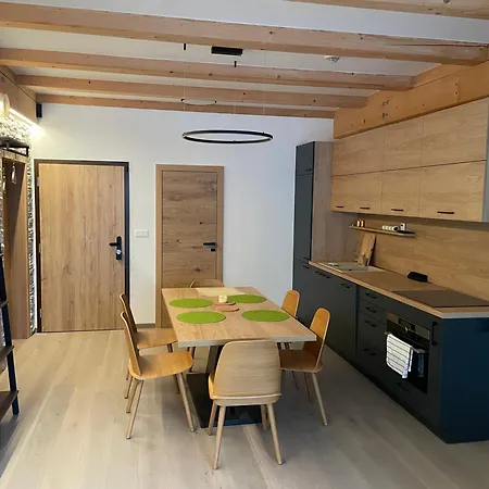 26, Apartmanovy Dom Romantika, Trangoska, Chopok Juh Appartamento *
